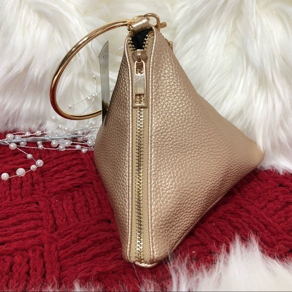 Perfect Image | Gold-tone New York Wristlet - Picture 2 of 6